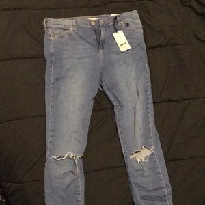 TOP SHOP LEIGH DISTRESSED JEANS